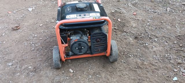 SE VENDE GENERADOR 3000W