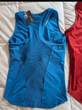 Camiseta de entrenamiento Boomerang .