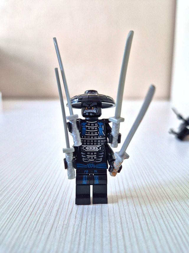 Lego Ninjago: Lote Personajes y Motos