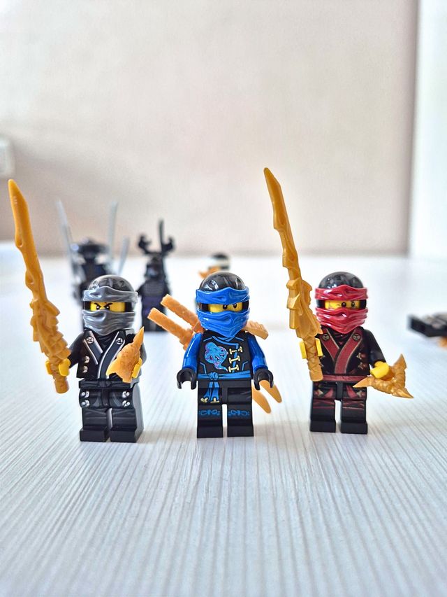Lego Ninjago: Lote Personajes y Motos