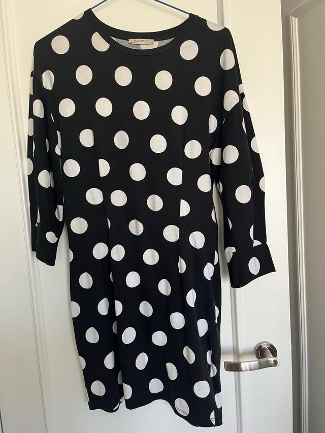 Vestido Zara lunares negro y blanco