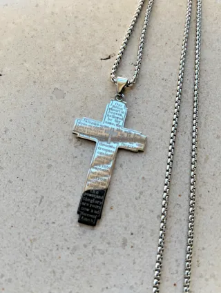 Cadena con colgante cruz Padre Nuestro