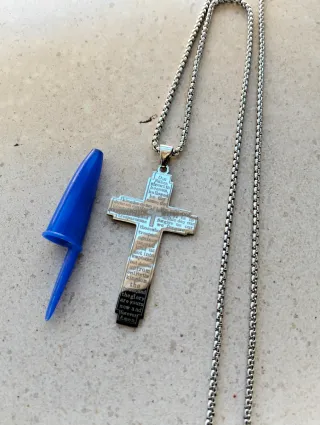 Cadena con colgante cruz Padre Nuestro