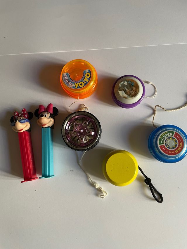 Lote Yoyós y Figuras Disney Pez