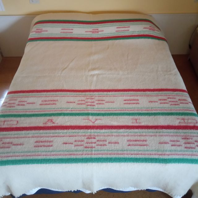 Copriletto David in pura lana con confezione originale