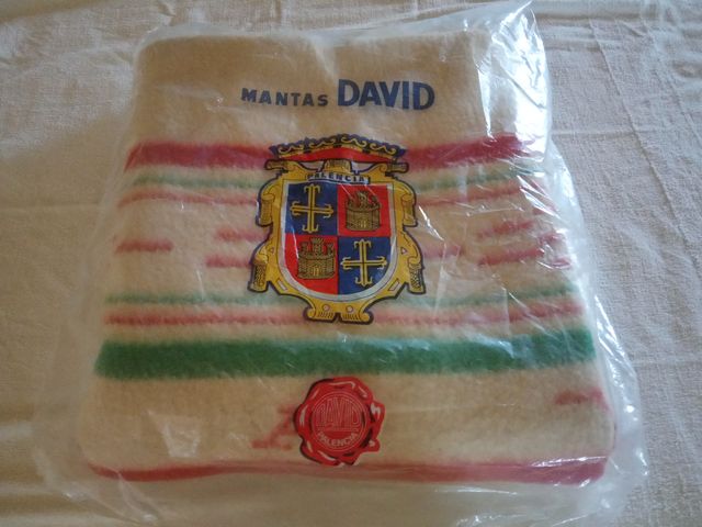 Copriletto David in pura lana con confezione originale