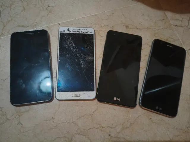 Pack 4 Teléfonos Móviles para experimentación.