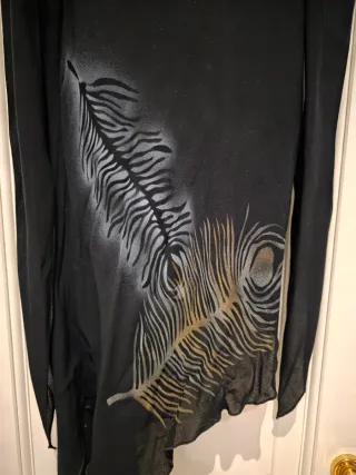 Top asimmetrico piume Byblos