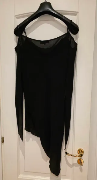 Top asimmetrico piume Byblos