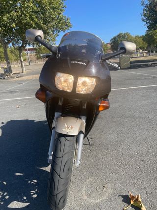 Honda VFR 750F RC36 II