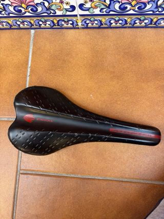 Sillín ESSAX Adrenaline R Negro