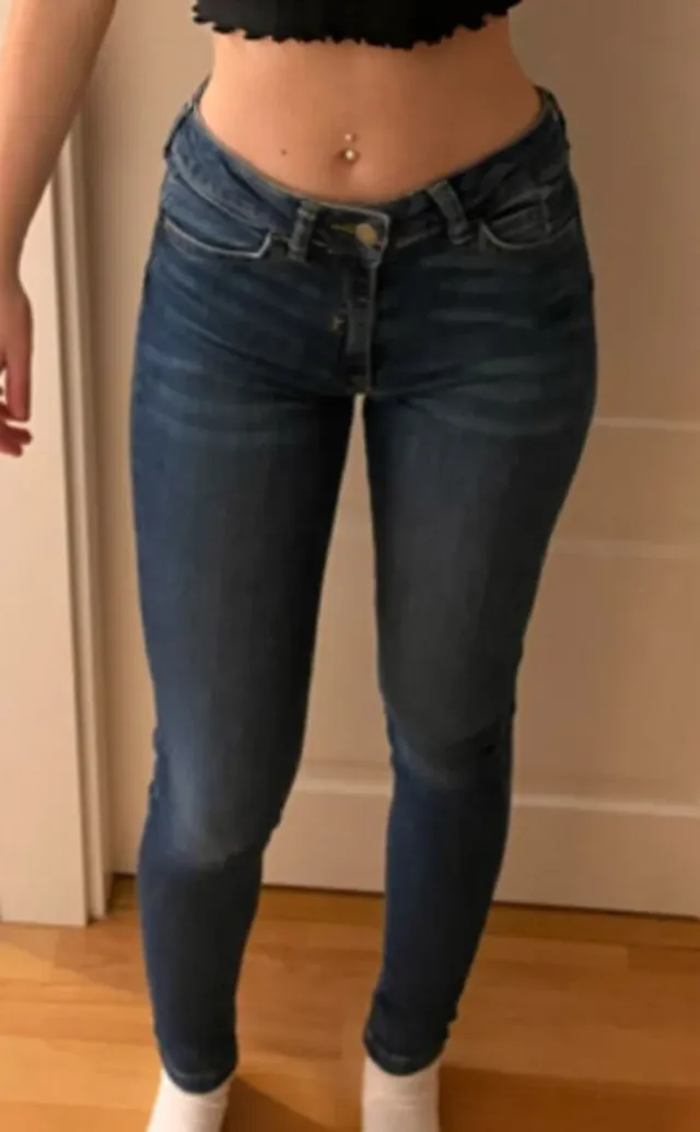 Pantalón vaquero Pull&Bear T.36
