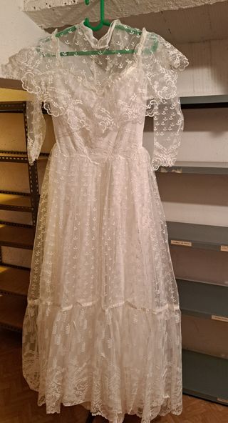 Vestido de Novia Talla 44 con Velo