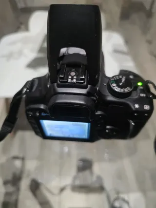 Canon EOS 400D Negra