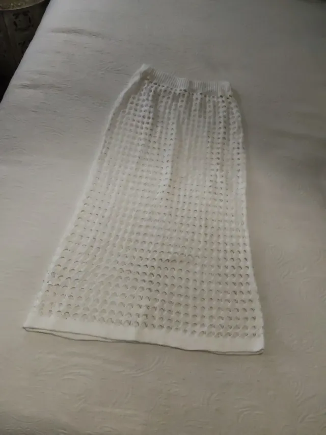 Falda de playa blanca