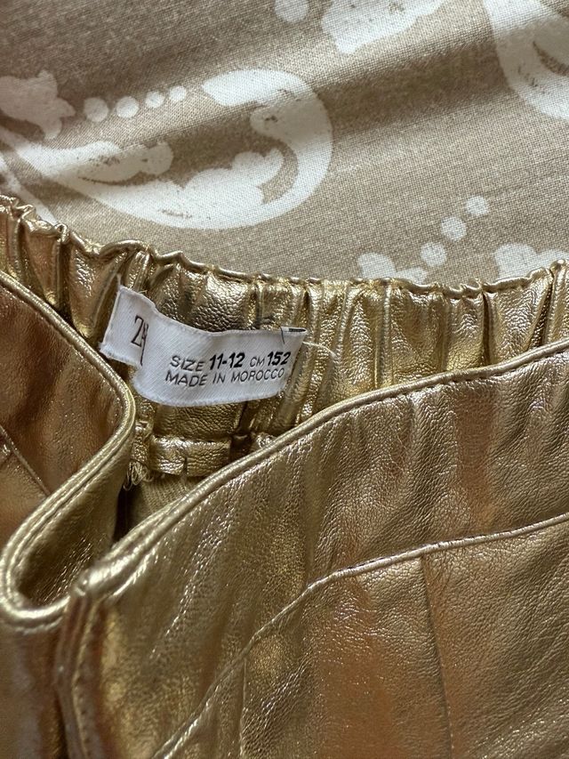 Pantalón Dorado Brillante