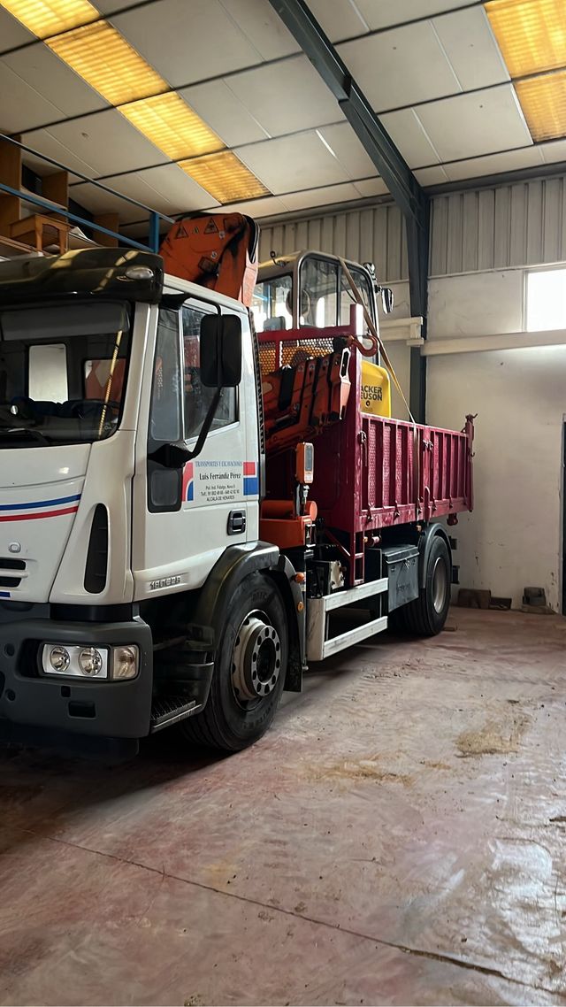 trabajo con mini excavadora