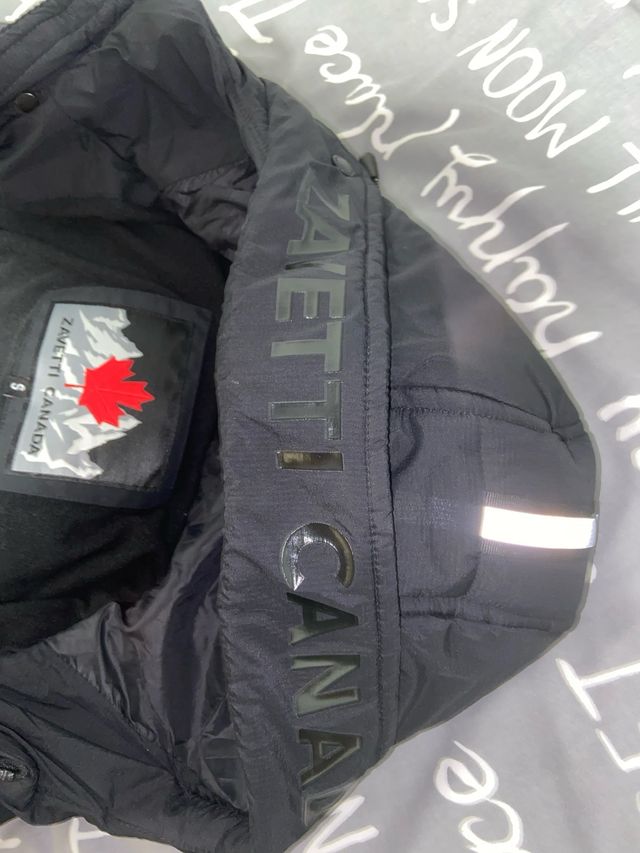 Abrigo Zavetti Negro