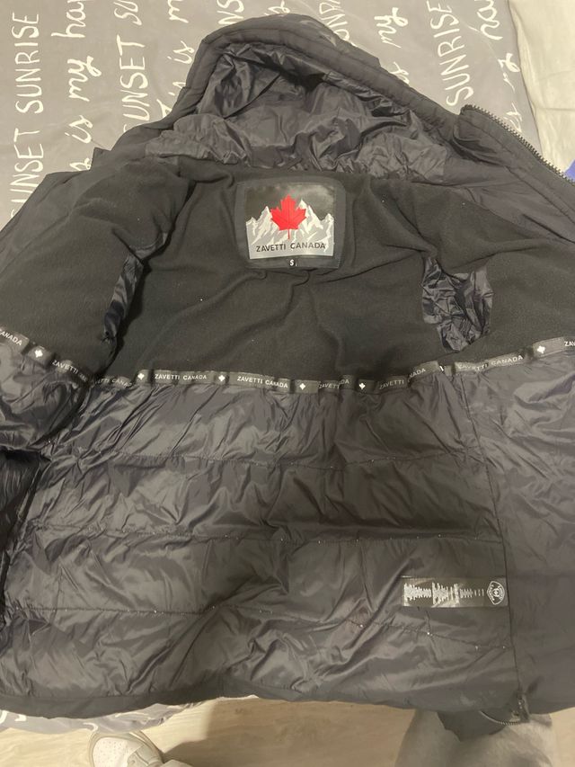 Abrigo Zavetti Negro