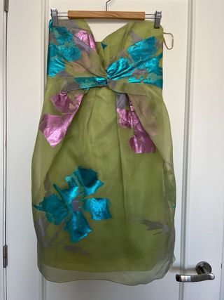 Vestido fiesta palabra de honor verde y rosa