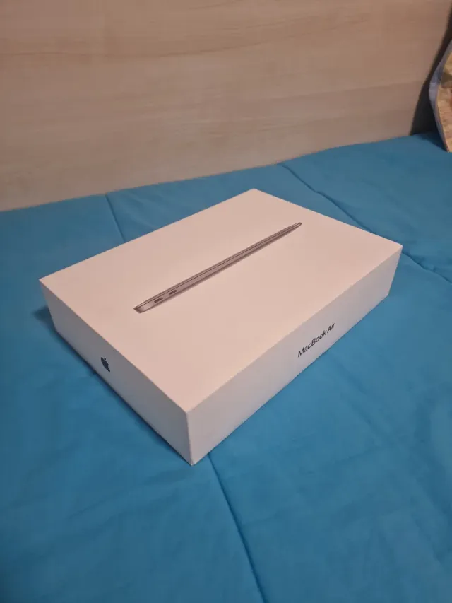 Caja MacBook Air