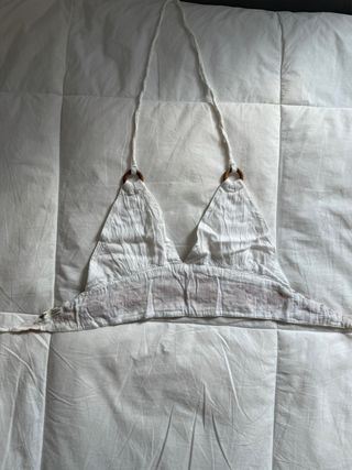 Top Pull&Bear blanco bordado