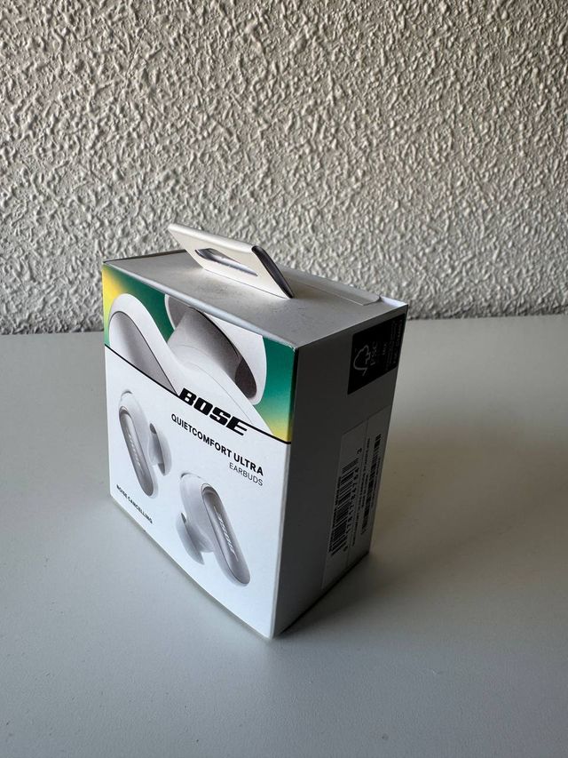 Caja Bose Ultra Earbuds + Almohadillas Recambio