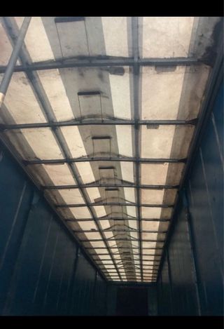 Semirremolque Tauliner Portabobinas