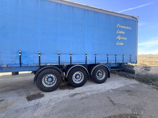 Semirremolque Tauliner Portabobinas