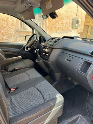 Mercedes-Benz Vito 2011