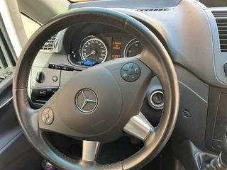 Mercedes-Benz Vito 2011