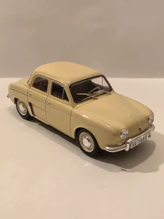 Renault Dauphine 1:24