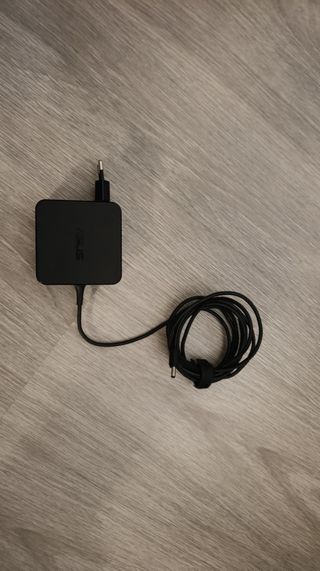 Cargador ASUS 65W
