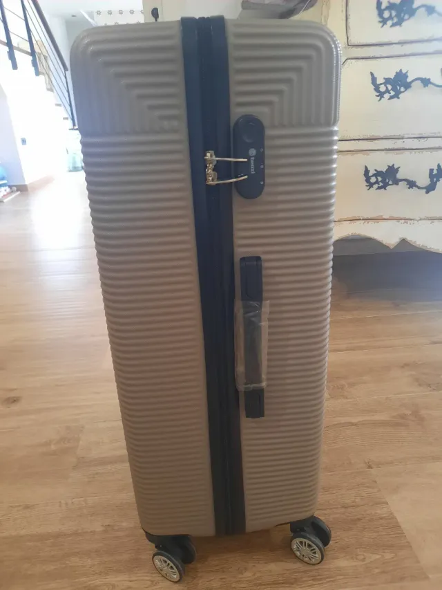 Maleta Benzi Beige/Marrón Sin Estrenar. Tamaño L