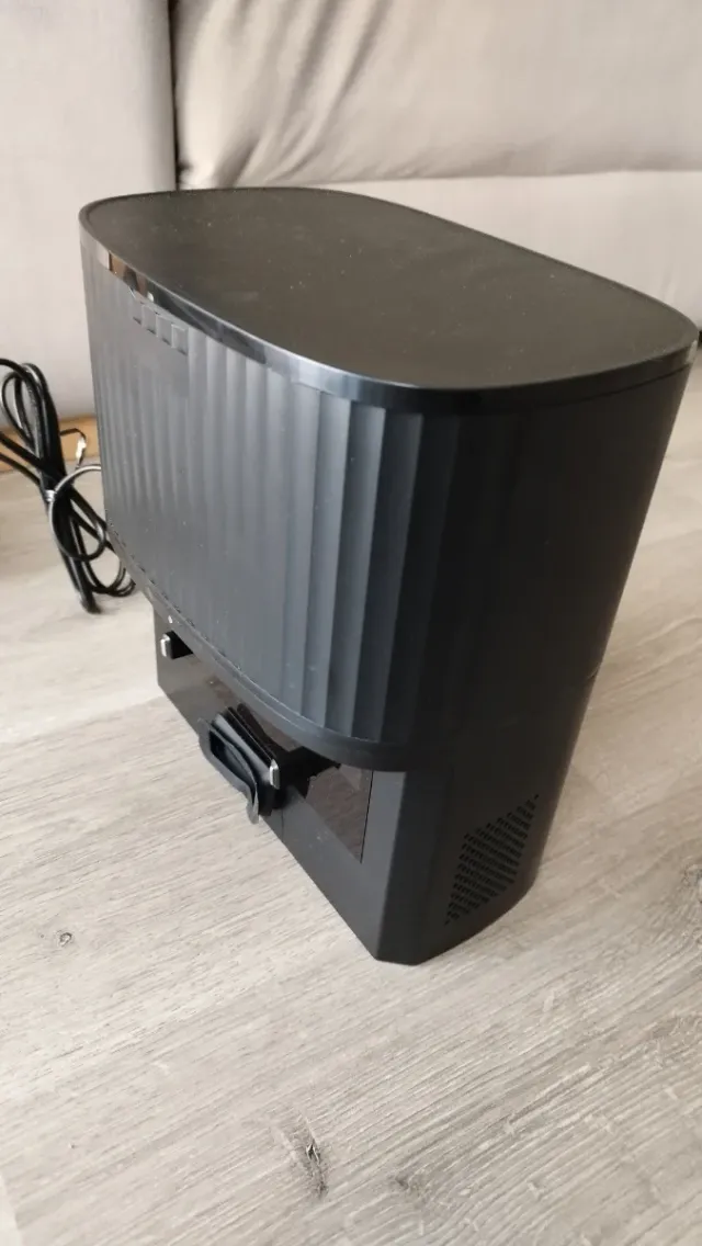 Robot aspirador Cleanova W11 – Sin accesorios.