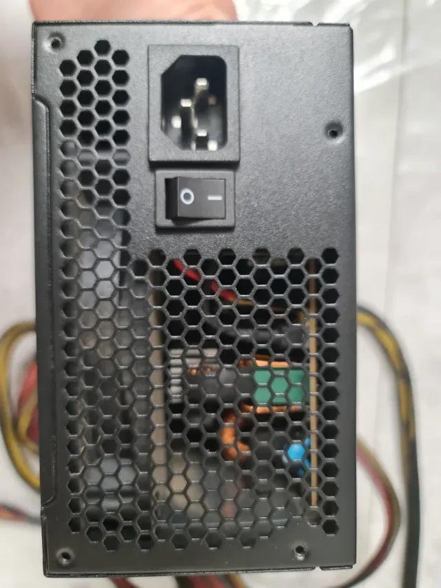 Fuente de alimentación EVGA 500W