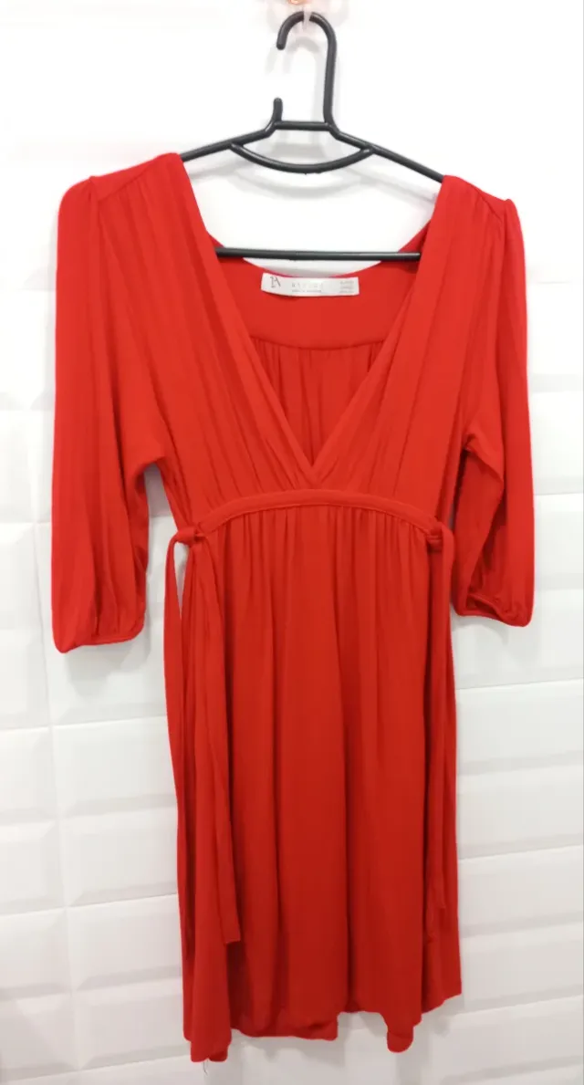Vestido rojo Zara