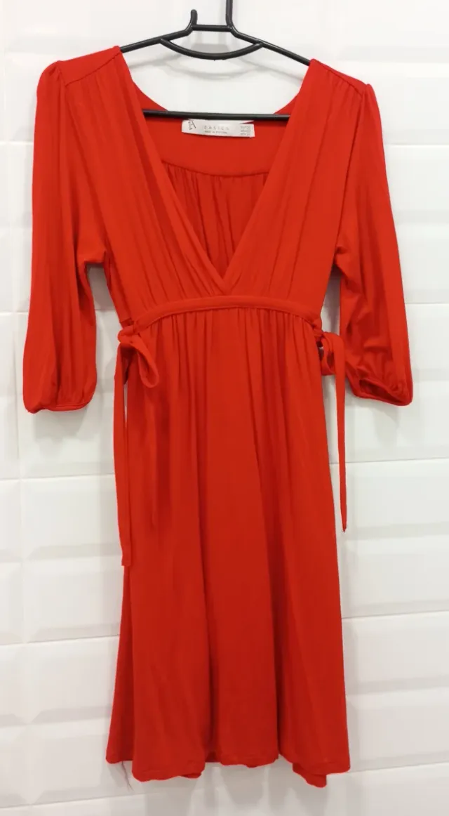 Vestido rojo Zara