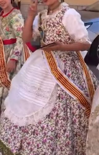 Traje de huertana niña entre 8 a 11