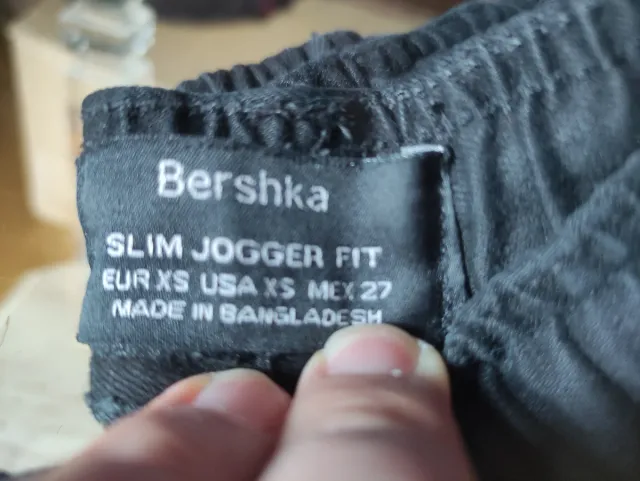 Pantalon vaquero negro