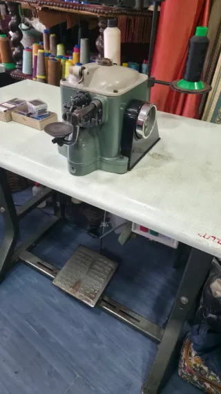 Rimoldi Máquina de Coser Peletería