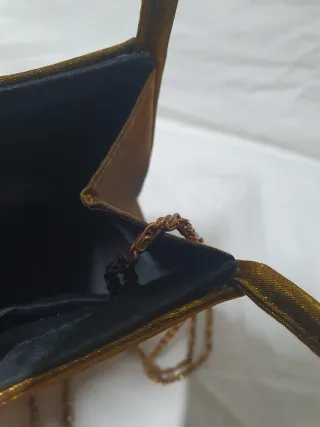 Bolso de fiesta dorado