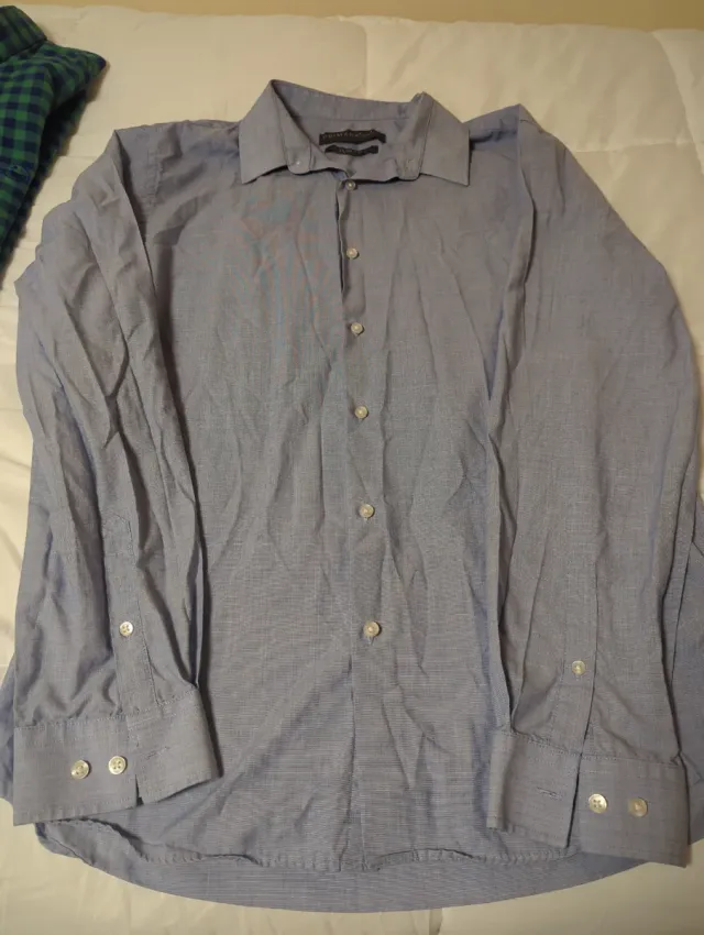 Camisa de vestir azul claro hombre