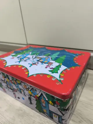 Caja metálica Navidad multicolor