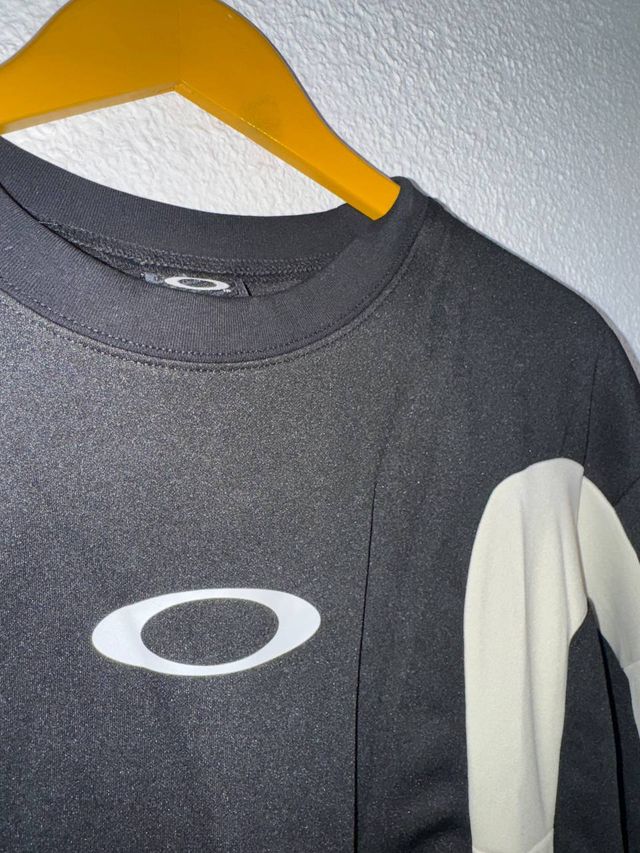 Camiseta Oakley Talla L Negra/Beige