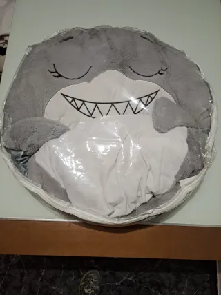 Dormiloco Tiburón Peluche Gigante