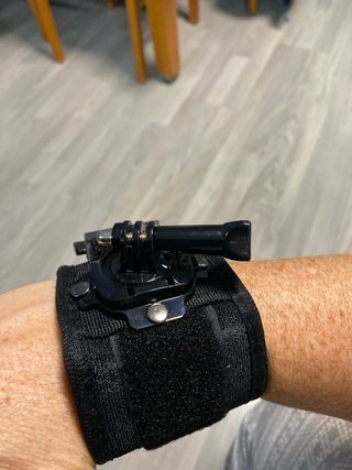 Flotador y soporte muñeca GoPro