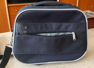 NECESER DE VIAJE.Grande y nuevo