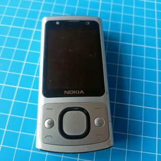 Nokia 6700s Argento e Nero
