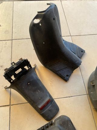 Despiece Piaggio: Asiento, Plástico y Depósito